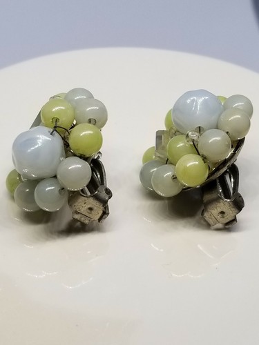 Vintage Japan Fauceted Cluster Multi-Color Clip On Earrings Very Rare - Picture 7 of 12