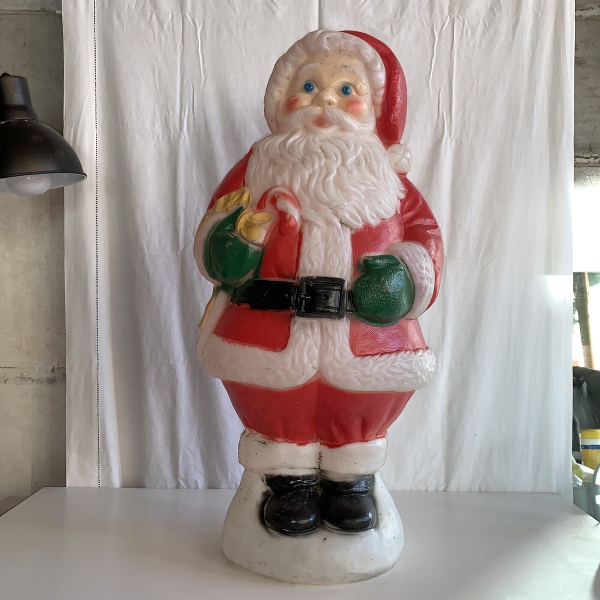 General Foam Plastics Santa Claus Blow Mold Light Up With Candy