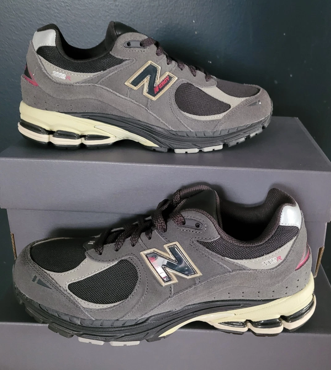 ニューバランス　new balance2002RA