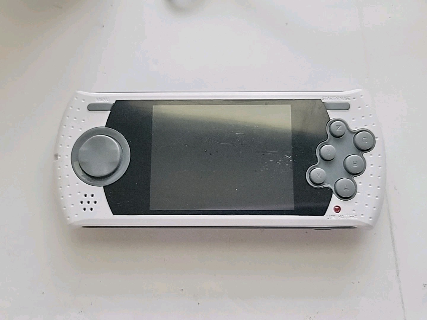 With 85 Games White/grey Works Fast S