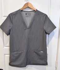 FIGS Casma Three-Pocket Scrub Top Graphite Gray Womens Small S