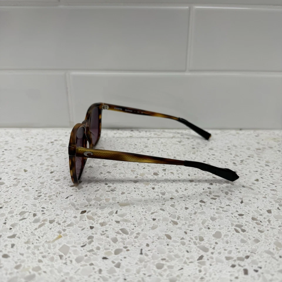 GAFAS DE SOL POLARIZADAS COSTA SULLIVAN MATE TORTUGA ROSA DEGRADADO 580G 53-19-140 Foto 4 de 4