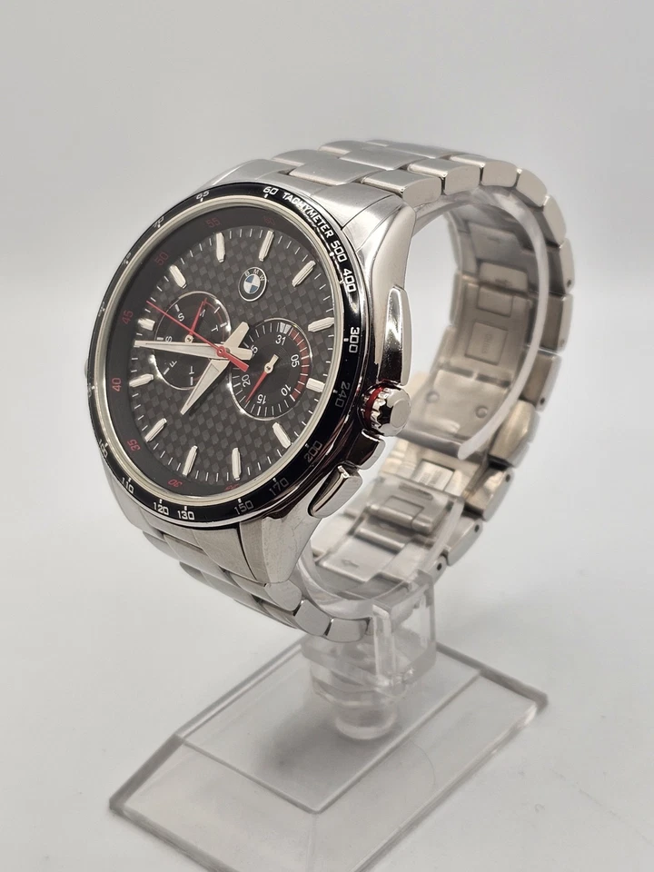 2010 BMW Mens SilverTone Daydate Analog Carbon Fiber Style Dial Tachymeter Watch - Image 2 of 4