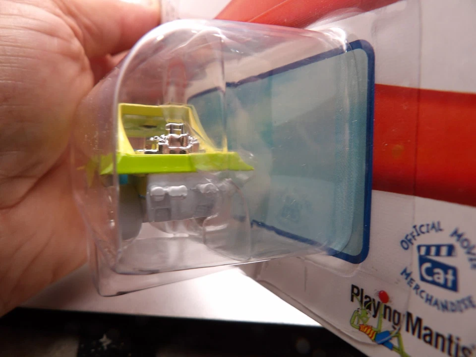 WHITE LIGHTNING SAND STORMER    2003 JOHNNY LIGHTNING THE CAT IN THE HAT   1:64 - Image 4 of 4