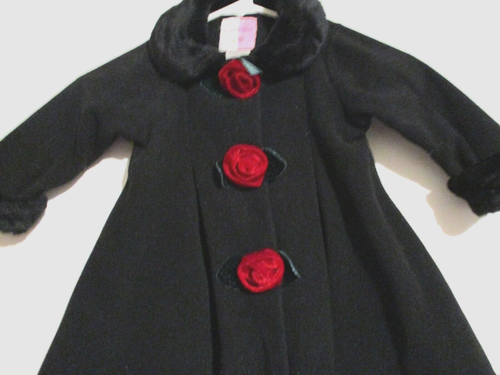Adorabile abito nero Sophie Rose cappotto invernale finiture in pelliccia sintetica rose taglia 24 M - Foto 9 di 10