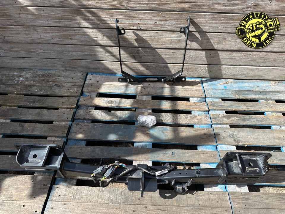 20142022 LAND RANGE ROVER SPORT REAR BUMPER IMPACT TOWING TRAILER