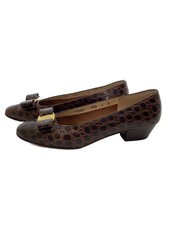 Salvatore Ferragamo Pumps -- BRW Leather