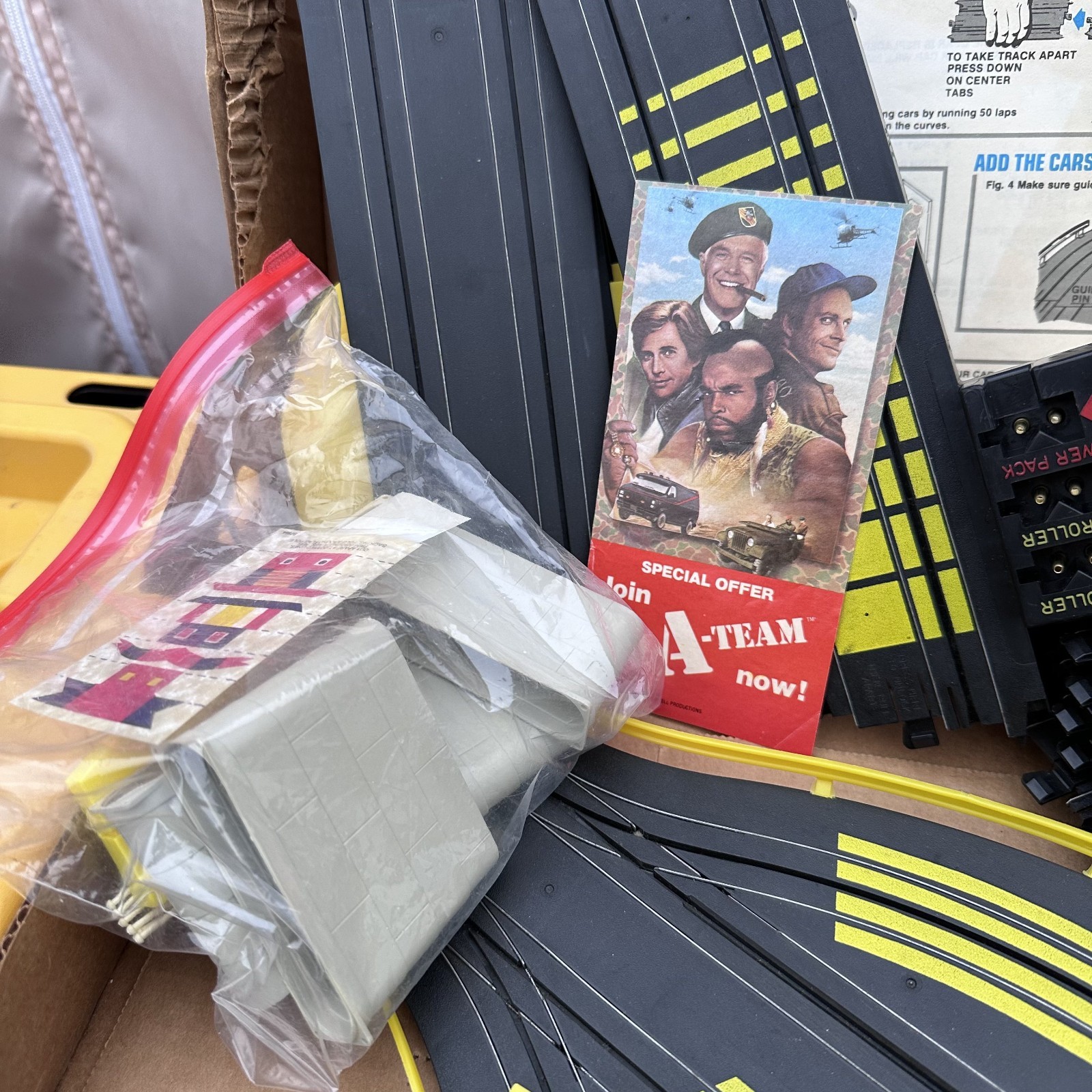 A-TEAM Slot Car Action Race Track Set w/Original Box TYCO 1983 - Vintage