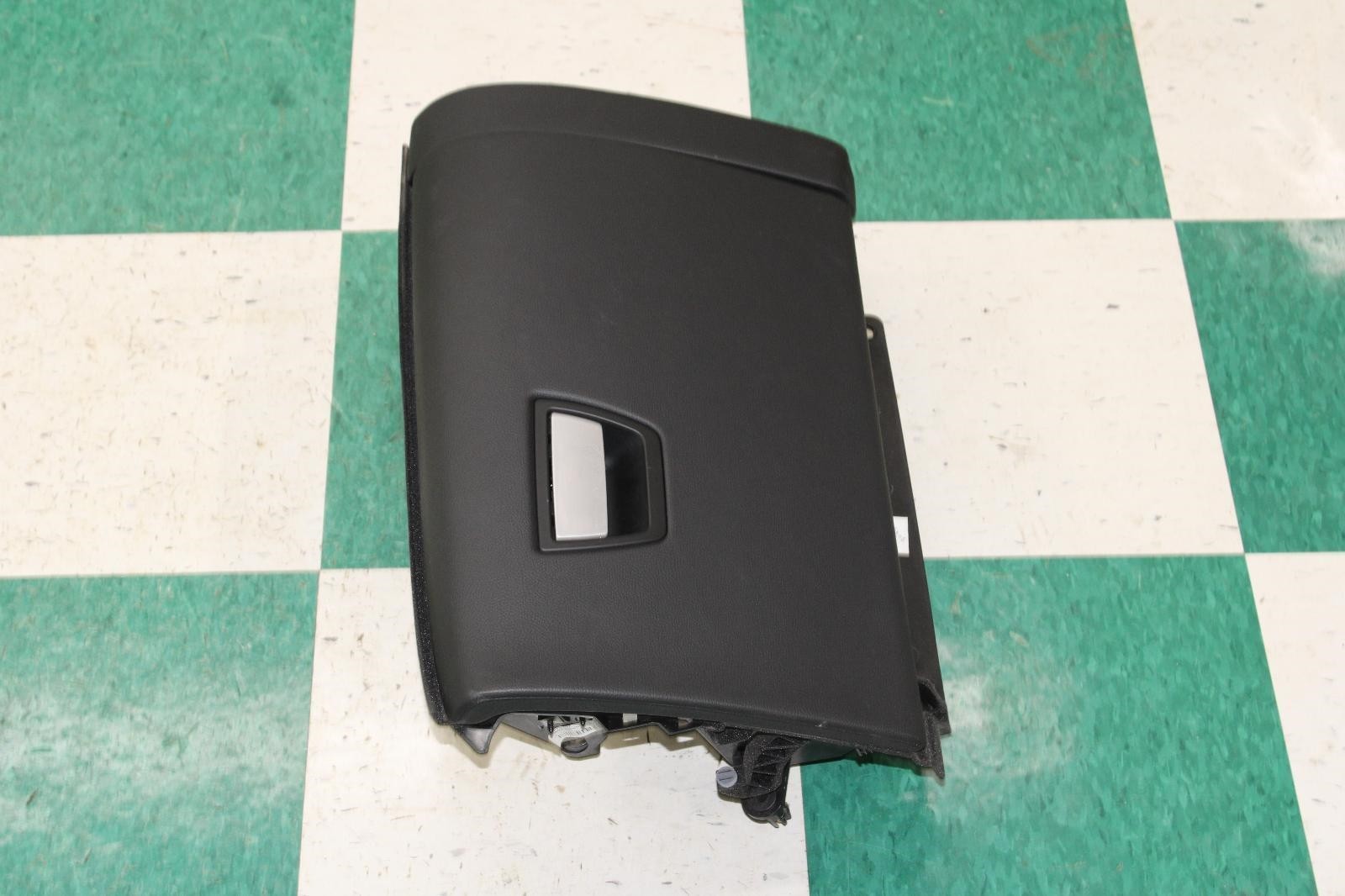 14-20 GHIBLI Black RH Passenger Dash Glovebox Glove Box Compartment OEM Factory
