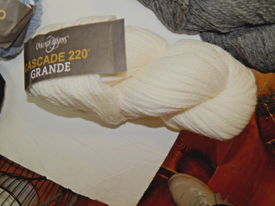 CASCADE 220 GRANDE YARN - 11 colors