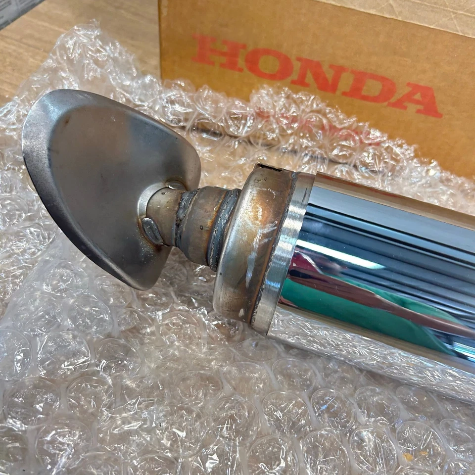 Silenciador de escape trasero Honda OEM NOS / 18405-MCV-770 / 02-03 VTX1800R VTX1800S Foto 3 de 4