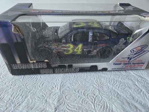 David Gilliland 2011 1/24 Honoring Our Heroes Stephen Siller Autographed - Picture 3 of 4