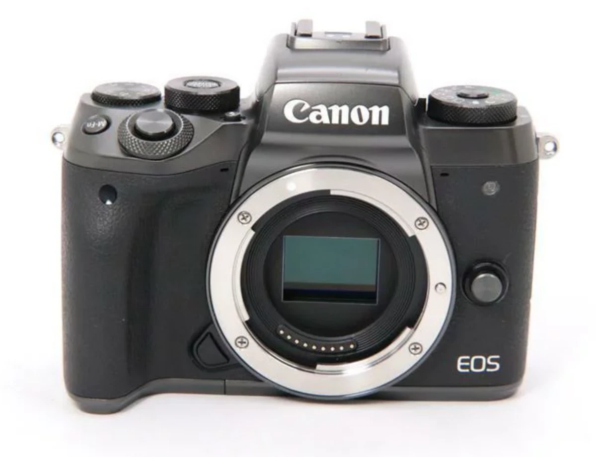 訳ありjunk 通電不明　Canon EOS M5 訳ありjunk 通電不明 Canon EOS M5