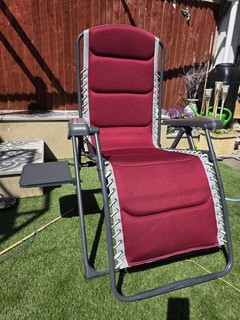 Quest Leisure Bordeaux Pro Relax XL Chair with Side Table