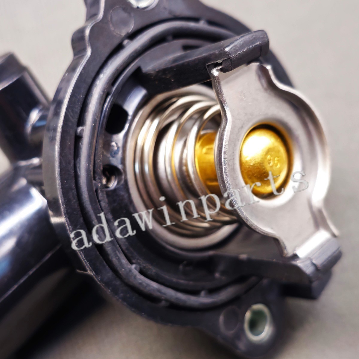 Maserati Ghibli 2017 Thermostat P/N 330424