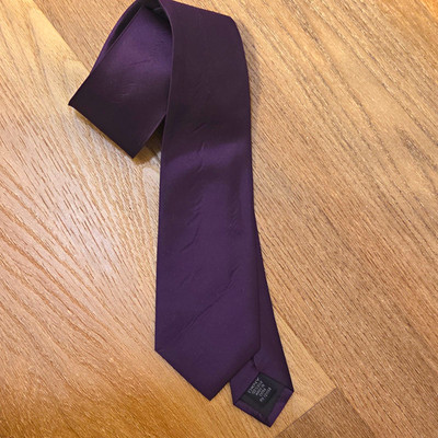 DKNY Men's Solid Purple Neck Tie Logo Accent Classic Necktie for Men