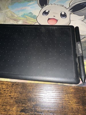Wacom One by Wacom Creative Graphics Table wioth Pen, Black - CTL472K1A