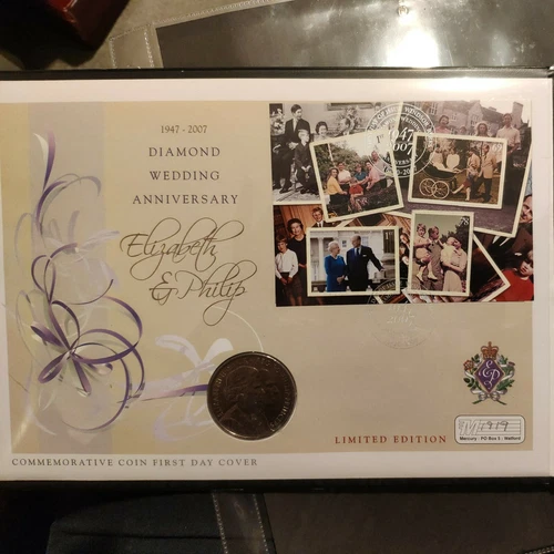 GB 2007 QEII DIAMOND WEDDING PAIR OF PNC COIN COVERS MINT 2 X £5 COINS