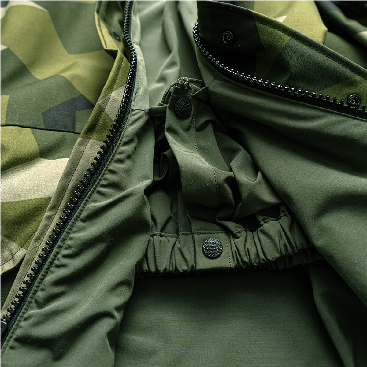 Rare Swedish M90 Woodland Camo Cold Weather Parka ECWCS Rare Swedish M90 Woodland Camo Cold Weather Parka ECWCS
