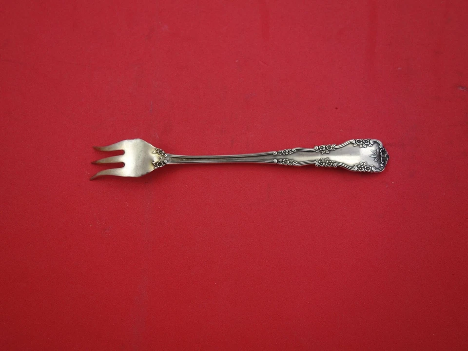 Tenedor de cóctel Wild Rose Old aka Rosalind de International Sterling elegante 5 1/2" Foto 2 de 2