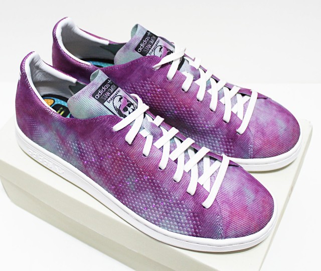stan smith galaxy
