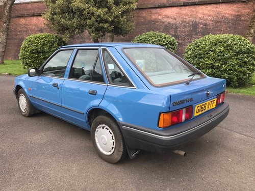 1989 Ford Escort 1.4 GL, 21000 miles, 1 Former Keeper - Picture 5 of 8