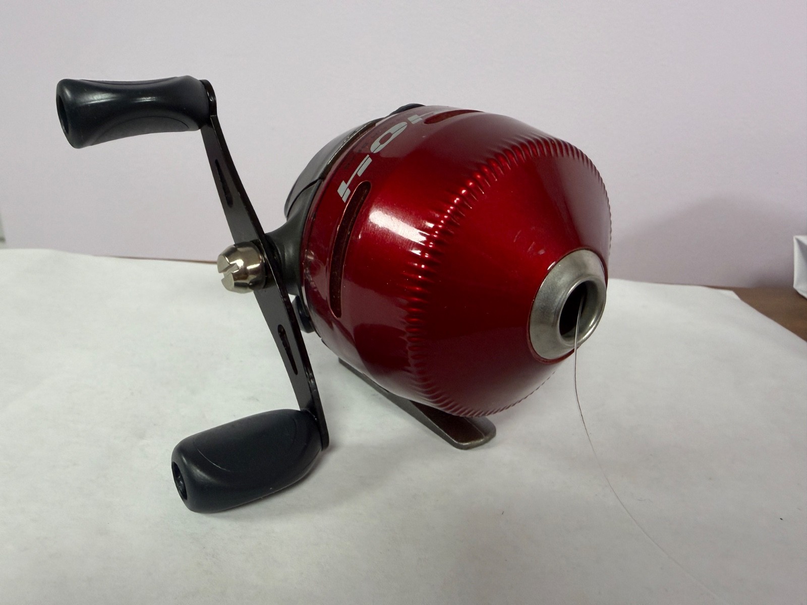 NICE Zebco 404 Spincast Closed Face Fishing Reel, Red, Gray,