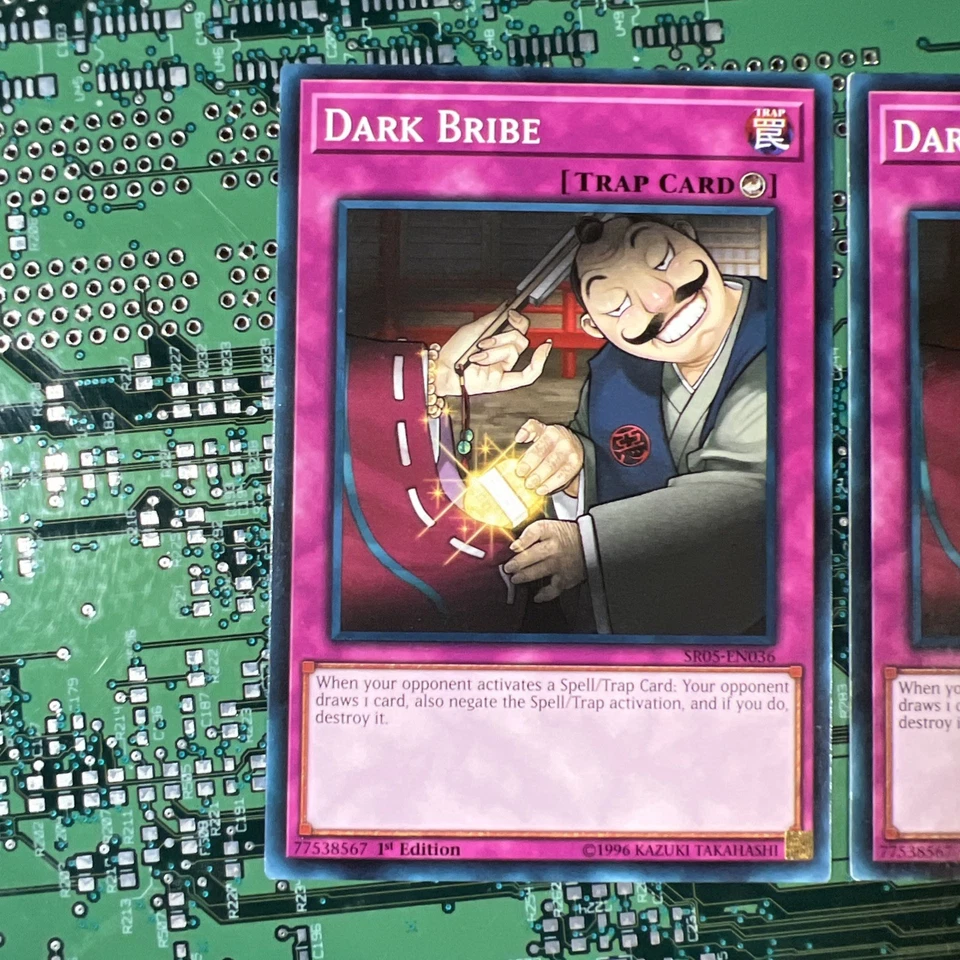 Dark Bribe - SR05-EN036 - Common 1st Edition Wave of Light Yugioh Card 2 - Image 2 of 4