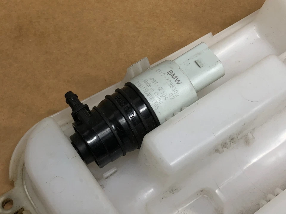 BMW M4 430I 440i 2015-2020 tanque depósito lavadora parabrisas delantero con bomba OEM Foto 3 de 4