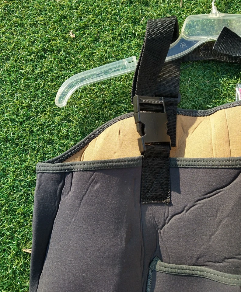 HODGMAN NEOPORENE WADERS SIZE LARGE REMOVABLE SUSPENDERS GREEN - NICE CONDITION - Image 4 of 4