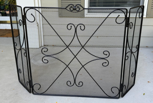 LONGABERGER Black 3-Panel Wrought Iron Fireplace Screen Guard EUC