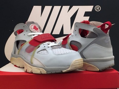 Vintage 2015 Nike Air Trainer Huarache UK10 EU45 RED OG SC 1 BW 180 2 95 Jordan Rare