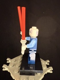 LEGO Star Wars The Clone Wars: Asajj Ventress Minifigure, No Skirt (sw0195)
