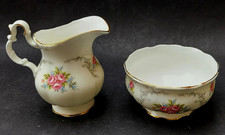BONE CHINA ROYAL ALBERT TRANQUILLITY MILK JUG AND SUGAR BOWL