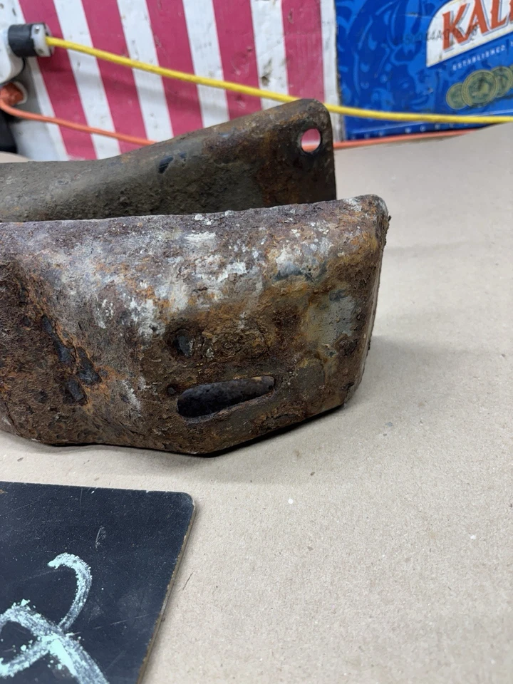 1980 - 1996 年福特 F150 F250 F350 Bronco V8 SBF 5.0 5.8 框架发动机支架 — 第 2/4 张图片