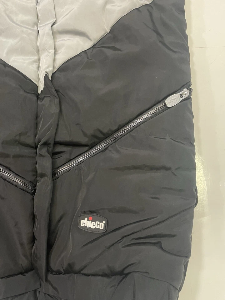 Abrigo/Manta/Bolso de Invierno Chicco con Agujero para Correa de Asiento de Coche Talla Única B17 Foto 2 de 4