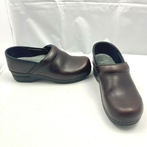 dansko slip resistant womens