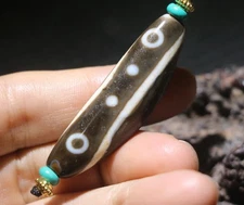 Energy Tibetan Top Old Agate Star 4 Eyed Ox Horn Shape dZi Bead Totem Pendant TT