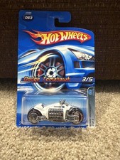 2006 Hot Wheels #63 Mopar Madness 3/5 DODGE TOMAHAWK White Variant w/Black Wheel
