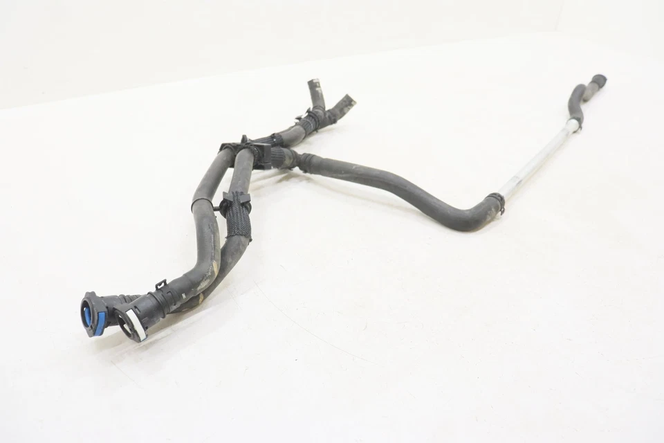 Manguera Chevy Silverado 2500 2021 Foto 2 de 4