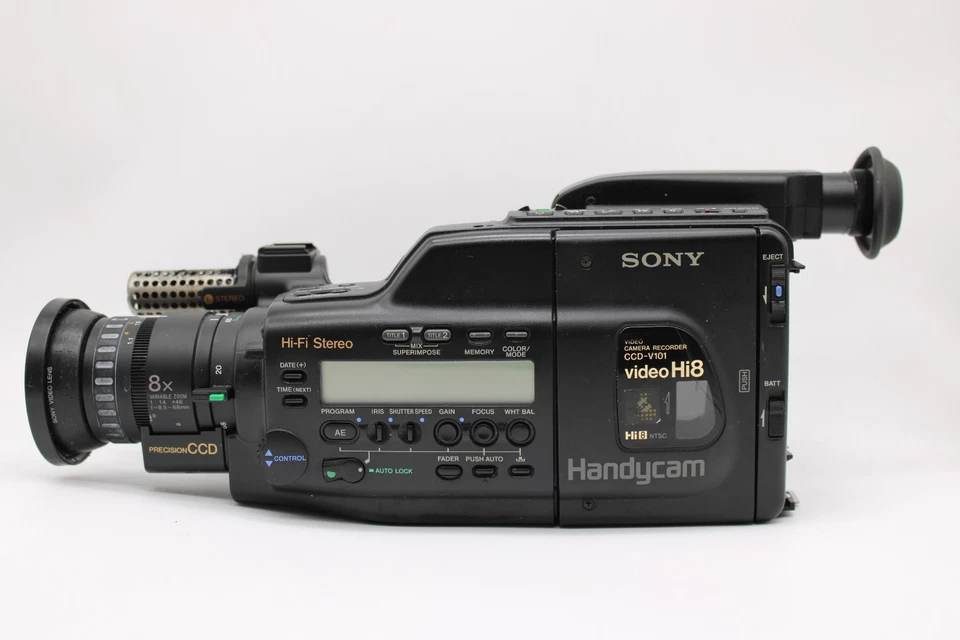 Sony Handycam Video Camera Recorder CCD-v101 Hi8 - Image 2 of 4