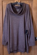 TORRID SWEATER TUNIC SWEATSHIRT SUPER SOFT SOFT LONG SLEEVE  4 4X 4XL 26 NEW