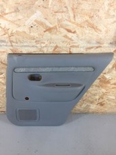 Porte arrière et accessoires Mazda DEMIO