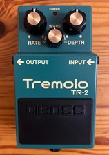 Boss TR-2 Tremolo Effektgerät E-Gitarre +++ ...