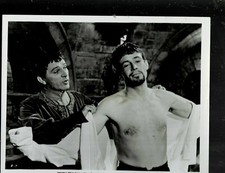 SUPER RARE!! 8X10 1950s ORIG PETER O'TOOLE & RICHARD BURTON SCENE!!