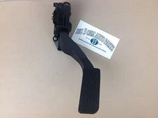 Chevrolet Silverado Tahoe GMC Sierra Yukon Gas Pedal with Position Sensor OEM