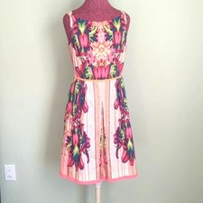 Tahari Pink Purple Green Floral Sleeveless A-Line Knee Length Mini Dress, US 8