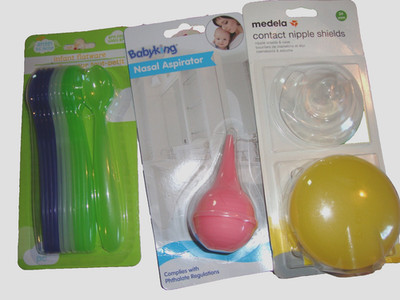 Baby Shower Gift Bundle 3 Pc Infant Aspirator, Medela Nipple Shield & Spoons 313