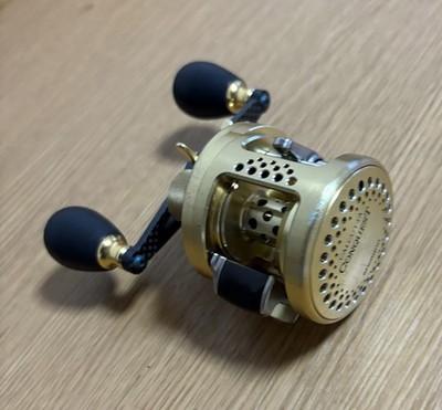 SHIMANO : CALCUTTA CONQUEST 101, Left hand, High-performance round