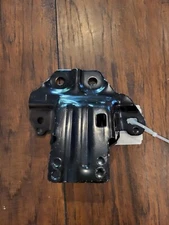 GM OEM 21-24 FENDER COMPONENTS- EXTENSION BRACKET CHEVROLET GMC 84708908 NEW